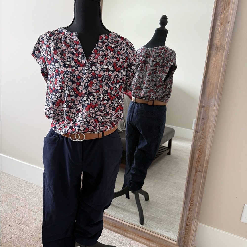 Fun 2 Fun Floral Blouse - Red, White, Blue